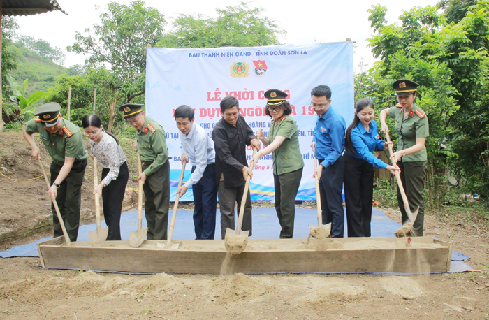 Ra quân chiến dịch thanh niên tình nguyện hè năm 2024 -0