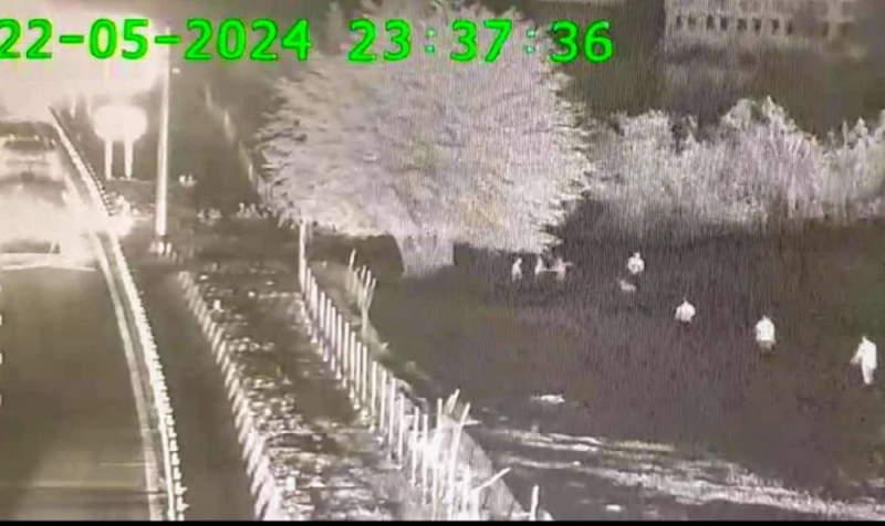 Lật tẩy hành tung nhóm thiếu niên ném đá vào xe ô tô trên đường cao tốc Cam Lâm - Vĩnh Hảo -0