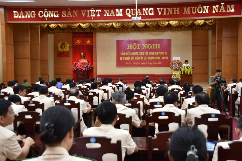 Công an tỉnh Bà Rịa-Vũng Tàu tổng kết 40 năm công tác Công an  -0