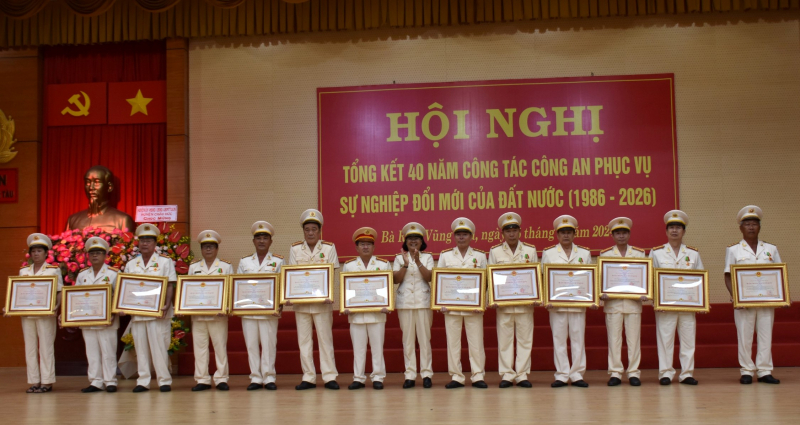 Công an tỉnh Bà Rịa-Vũng Tàu tổng kết 40 năm công tác Công an -0