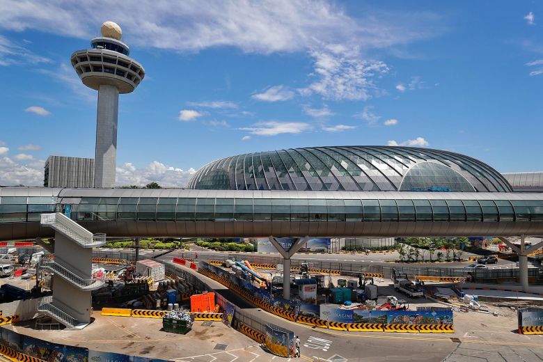 Ngắm sân bay Changi Singapore có thiết kế thân thiện với môi trường -0