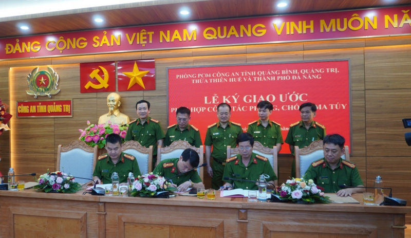 Công an 4 tỉnh, thành miền Trung ký giao ước phối hợp phòng, chống ma túy -0