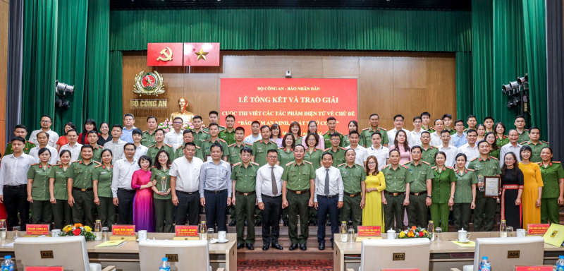 54 tác phẩm thắp sáng hình ảnh chiến sĩ Công an, đoạt giải Cuộc thi viết 