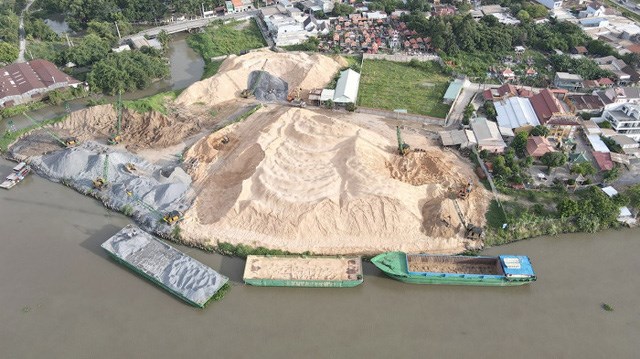 Hàng nghìn bến thuỷ nội địa không phép vẫn tồn tại -0