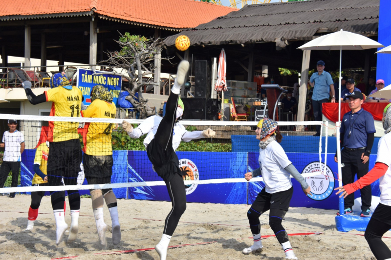 Đội tuyển CAND tham gia tranh tài tại Giải vô địch cầu mây bãi biển quốc gia 2024 -0