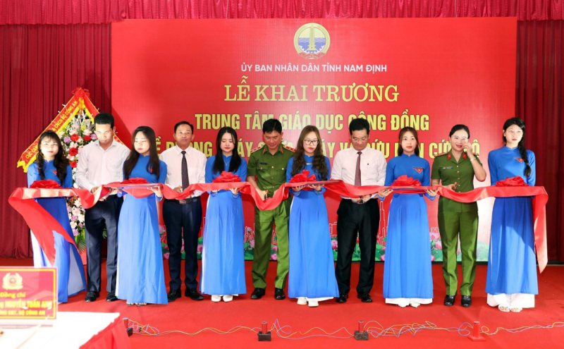 Xây dựng phong trào toàn dân tham gia công tác PCCC và CNCH -0