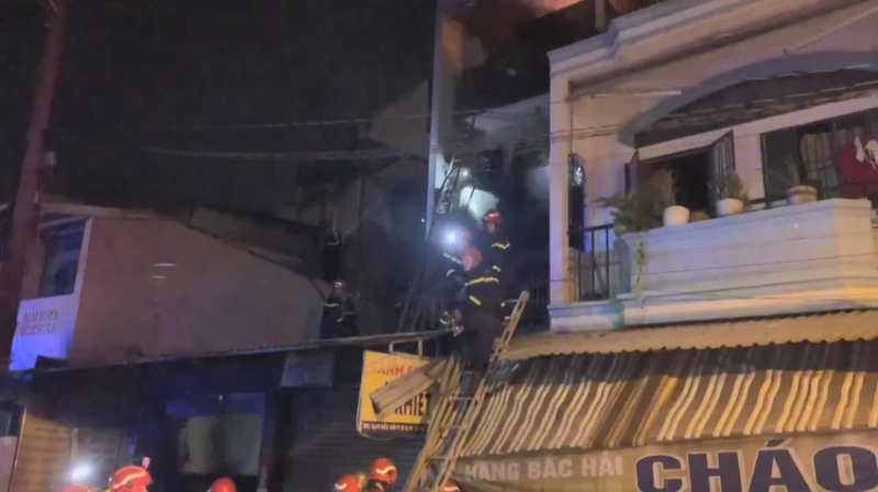 3 anh em ruột nhập viện trong vụ hỏa hoạn ở TP Hồ Chí Minh -0