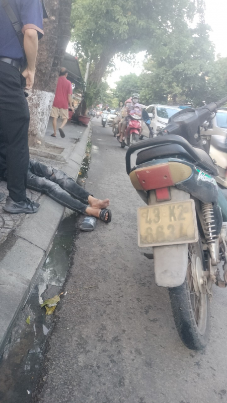 Cần ngăn chặn ngay xe điện ủi khách du lịch biển số giấy “đại hoành” phố cổ Hội An -2