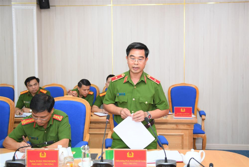 Tiếp tục đổi mới căn bản, toàn diện công tác giáo dục, đào tạo trong CAND -0