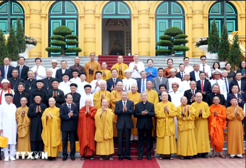 Chủ tịch nước Tô Lâm: Các tổ chức tôn giáo luôn đồng lòng vì sự phát triển chung của đất nước -0