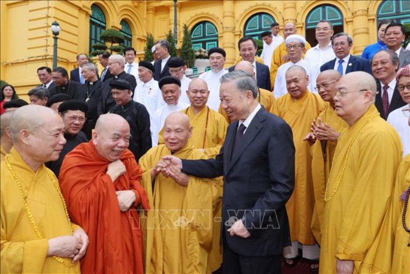 Chủ tịch nước Tô Lâm: Các tổ chức tôn giáo luôn đồng lòng vì sự phát triển chung của đất nước -0