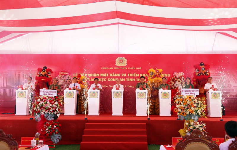 Lễ tiếp nhận mặt bằng và triển khai xây dựng cơ sở làm việc Công an tỉnh Thừa Thiên Huế -0