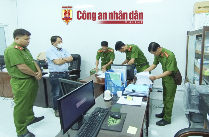 Bắt cựu Giám đốc Văn phòng đăng ký đất đai thị xã ở Sóc Trăng -1