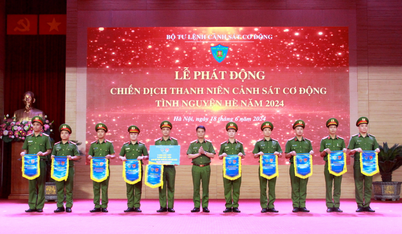 Tuổi trẻ Cảnh sát cơ động phát động chiến dịch tình nguyện hè, huy động nguồn lực 800 triệu đồng -0