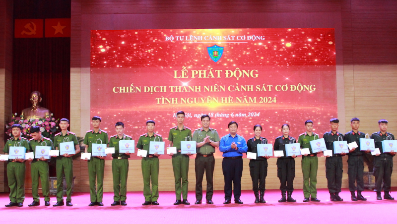 Tuổi trẻ Cảnh sát cơ động phát động chiến dịch tình nguyện hè, huy động nguồn lực 800 triệu đồng -0