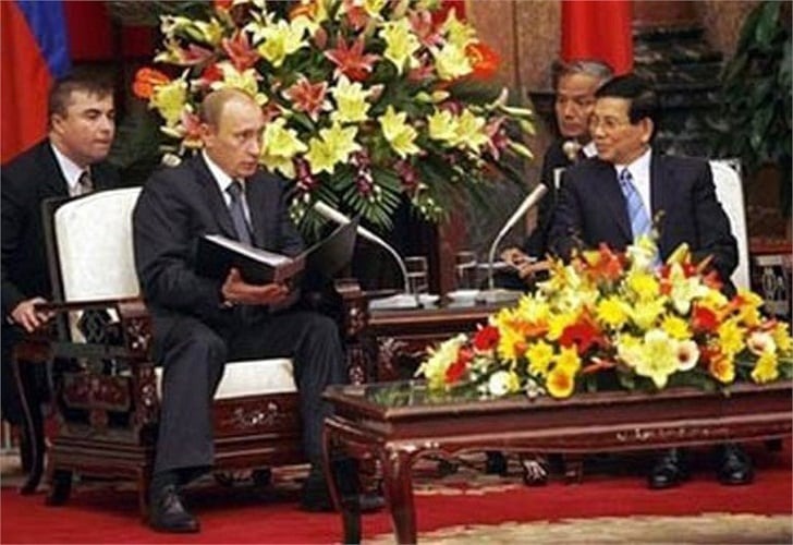 Dấu ấn thú vị trong 4 lần Tổng thống Vladimir Putin tới Việt Nam -0