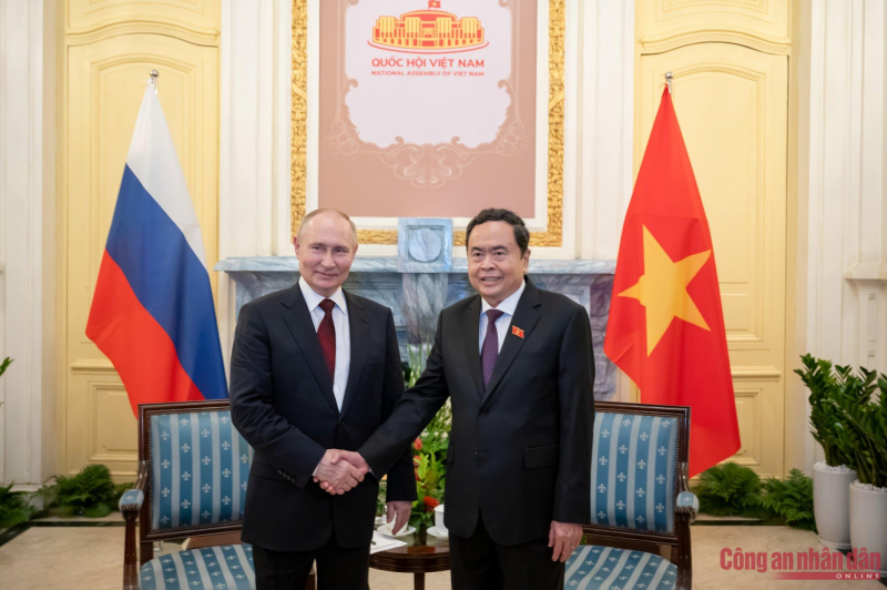 Liên bang Nga là đối tác quan trọng hàng đầu trong chính sách đối ngoại của Việt Nam -0