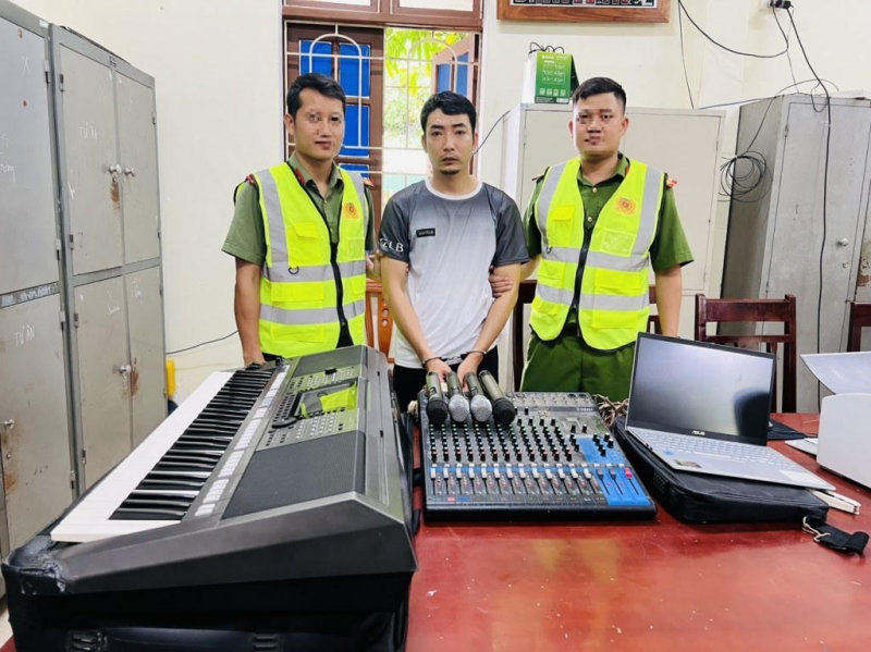 5bc85f1b-4ad0-4012-8c8a-1e3629256ad2.jpeg -0