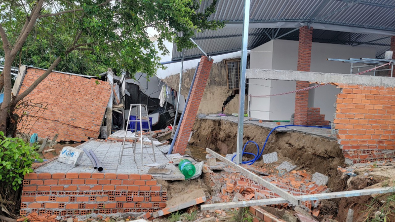 Dai dẳng nỗi lo sạt lở tại Đồng bằng sông Cửu Long -0