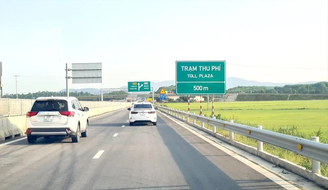 Nghiên cứu hai phương án thu phí cao tốc do Nhà nước đầu tư -0