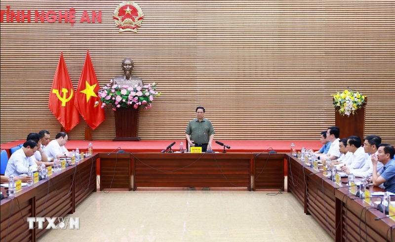 Thủ tướng: Mở đợt thi đua nước rút hoàn thành xây dựng Đường dây 500kV mạch 3 -0