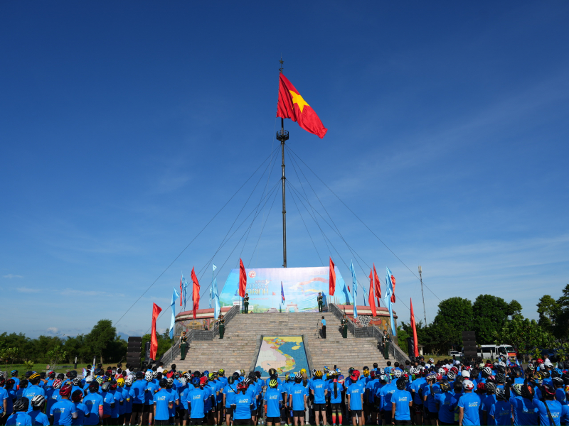 Khai hội đạp xe Vì hòa bình tại di tích quốc gia đặc biệt Đôi bờ Hiền Lương – Bến Hải -0