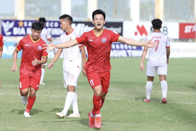 Xác định đội đầu tiên dự trận play-off thăng hạng mùa bóng 2023/2024 -0