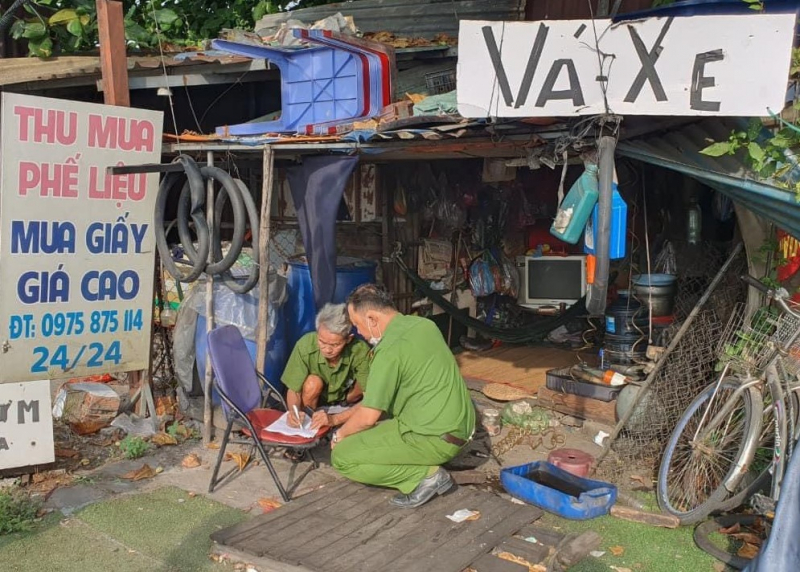 Tái xuất hiện “đinh tặc” trên quốc lộ 1 khiến người đi đường lo lắng -1