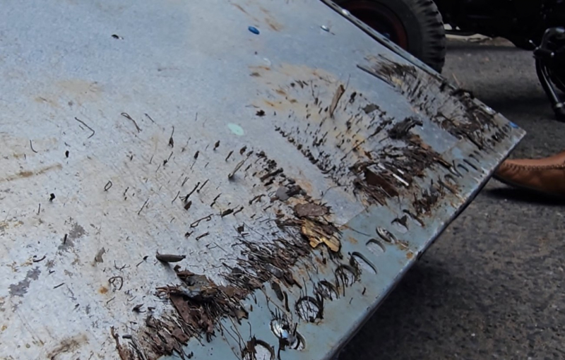 Tái xuất hiện “đinh tặc” trên quốc lộ 1 khiến người đi đường lo lắng -4