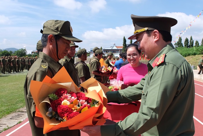 Xây dựng lực lượng bảo vệ ANTT ở cơ sở đáp ứng yêu cầu nhiệm vụ trong tình hình mới -0