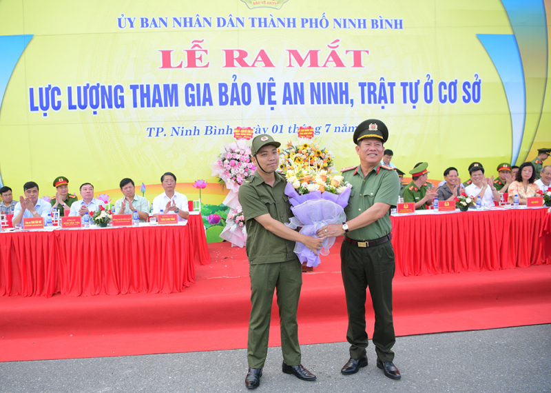 Xây dựng lực lượng bảo vệ ANTT ở cơ sở đáp ứng yêu cầu nhiệm vụ trong tình hình mới -0