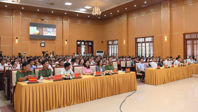 Đoàn ĐBQH tỉnh Bắc Ninh tiếp xúc cử tri -0