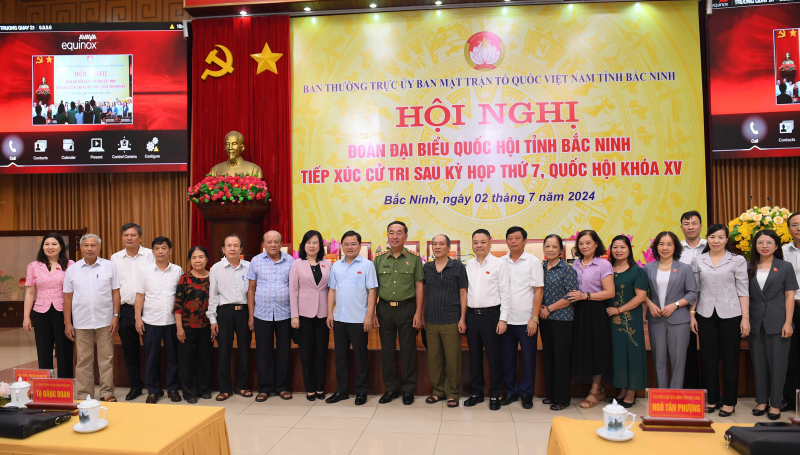 Đoàn ĐBQH tỉnh Bắc Ninh tiếp xúc cử tri -0