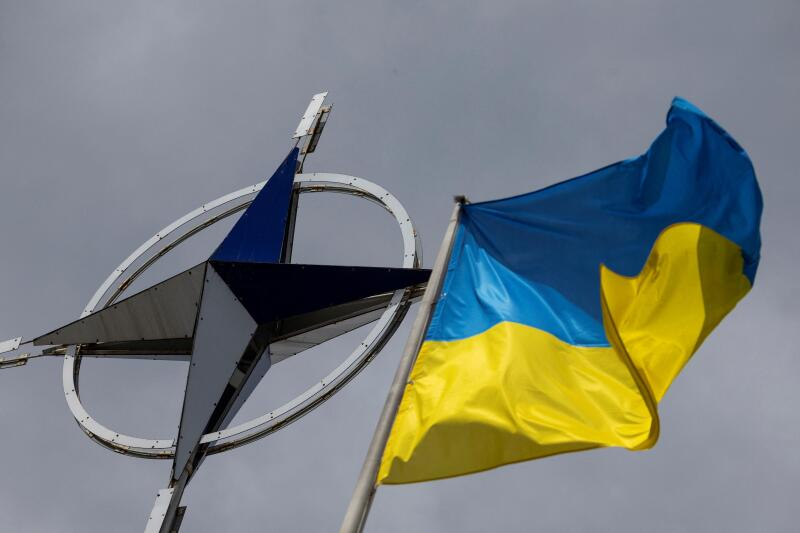 NATO bất đồng việc hỗ trợ tài chính lâu dài cho Ukraine -0