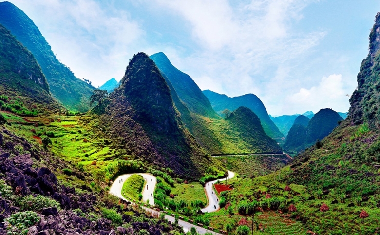 Hà Giang thi đua thực hiện thắng lợi nhiệm vụ phát triển kinh tế - xã hội năm 2024 -0