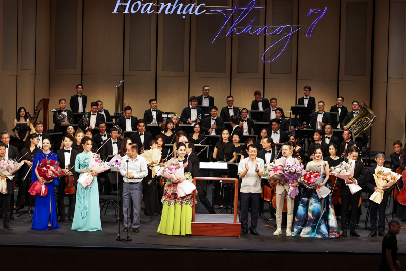 “Hoà nhạc tháng 7” mở màn chuỗi chương trình kỷ niệm 1 năm khánh thành Nhà hát Hồ Gươm -0