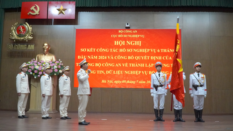 Ứng dụng khoa học công nghệ, nâng cao hiệu quả công tác hồ sơ nghiệp vụ -0