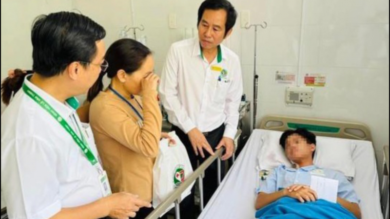 Nạn nhân bị cô ruột đầu độc được đặc cách tốt nghiệp THPT -0