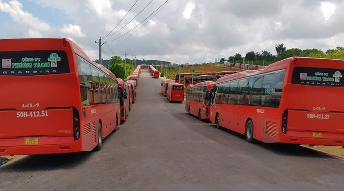 Dự án chưa bàn giao đã bị Phương Trang biến thành nơi đậu xe -0