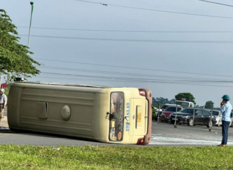 Điều tra làm rõ nguyên nhân vụ TNGT làm nhiều người bị thương -0