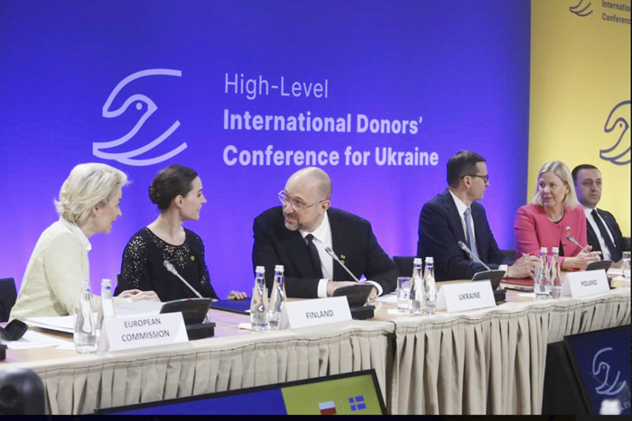 Ukraine đối mặt với nguy cơ vỡ nợ -0