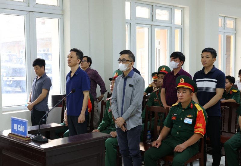 Tổng Giám đốc Việt Á và nhóm cựu sĩ quan Học viện Quân y hầu tòa phúc thẩm  -0