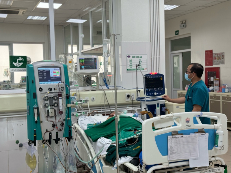 Mua thủ lợn về chế biến, người đàn ông mắc liên cầu nguy kịch -0