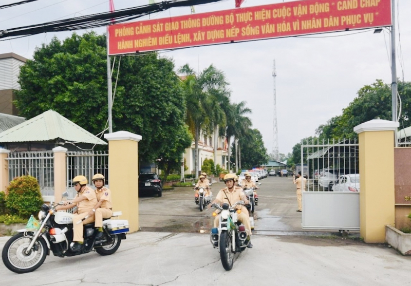 z5657320478840_dc66912b4c3a258cf16652ae582a3f14.jpg -0