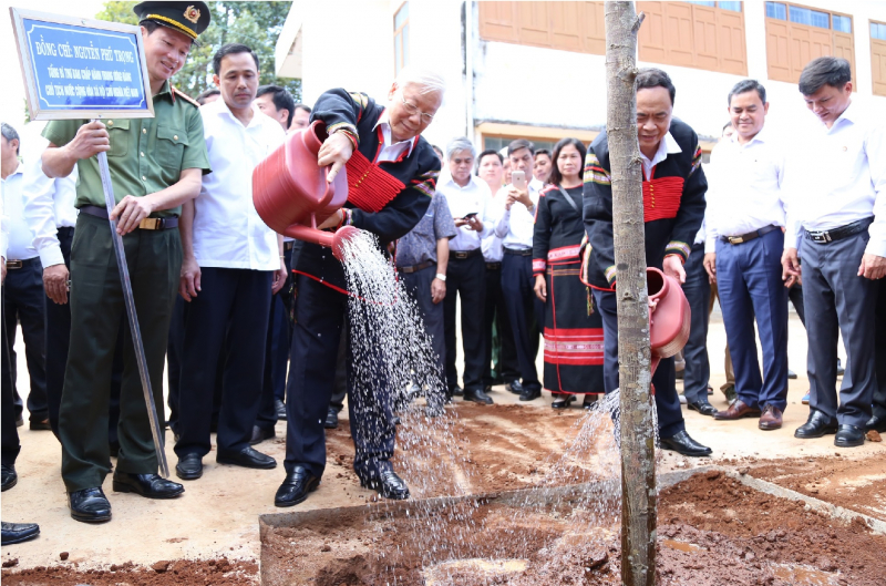 Tổng Bí thư Nguyễn Phú Trọng trong trái tim người dân vùng căn cứ cách mạng -0