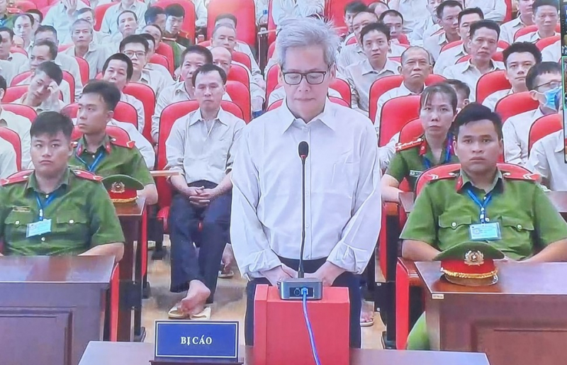 Người quyết liệt chống tiêu cực nhưng lại là… “trùm” nhận hối lộ -0
