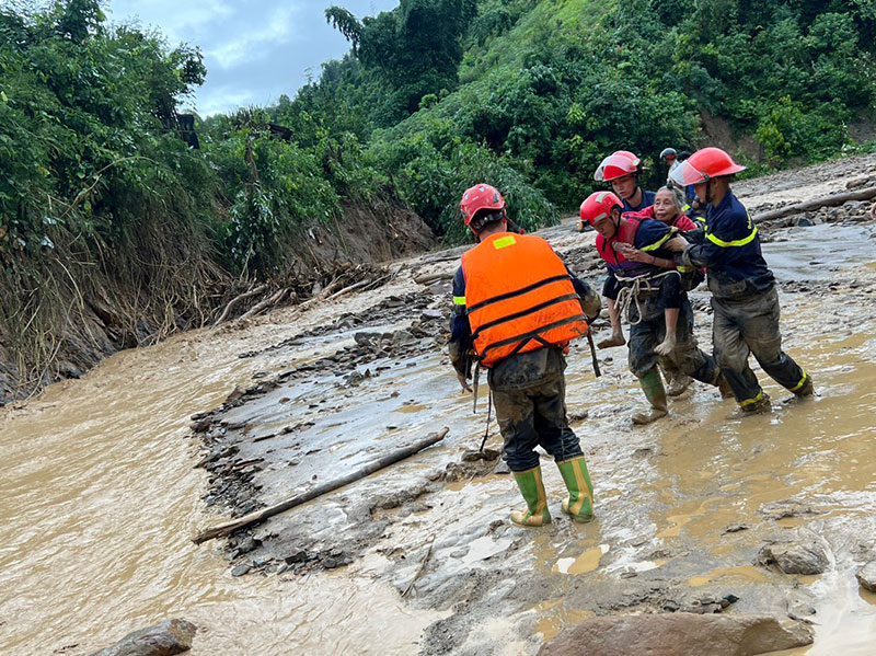 Điện Biên: Lũ quét, sạt lở đất làm 2 người tử vong, 10 người mất tích -0