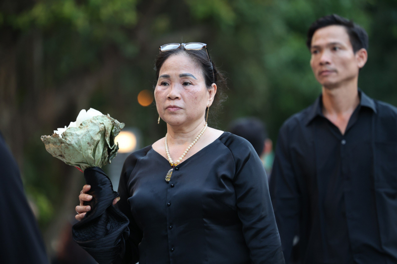 Xúc động những hình ảnh nhân dân vào kính viếng đồng chí Tổng Bí thư -3