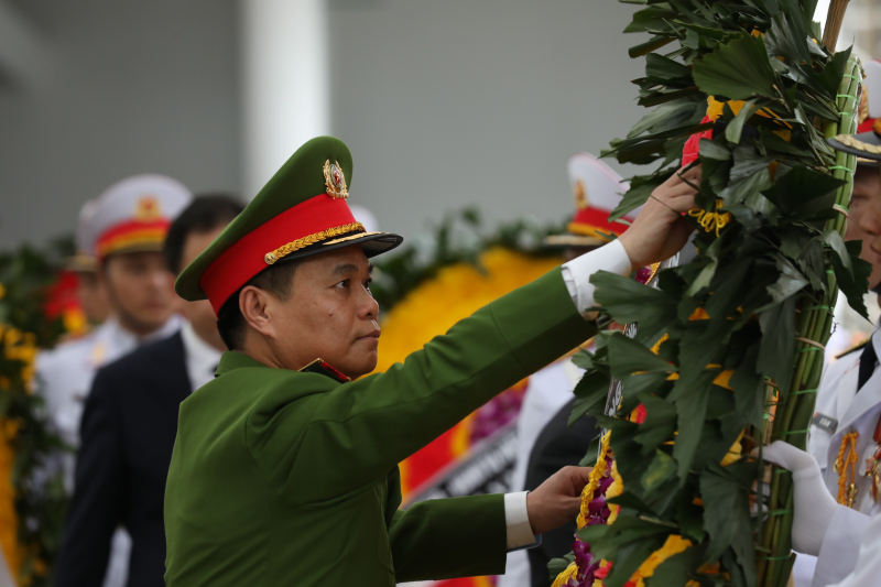 Đoàn đại biểu các đơn vị CAND thành kính viếng Tổng Bí thư Nguyễn Phú Trọng -2