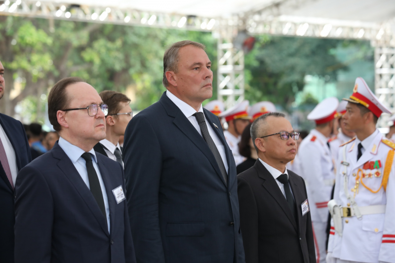 Lãnh đạo nhiều nước và các đoàn quốc tế viếng Tổng Bí thư Nguyễn Phú Trọng tại Hà Nội -0